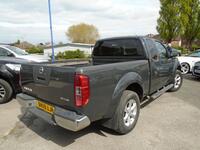 NISSAN NAVARA