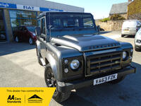 LAND ROVER DEFENDER 90